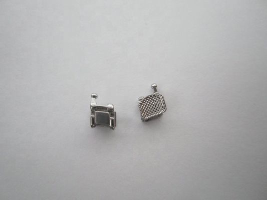 강력한 기계 강철 정형 치과 MBT 로스 결합성 치과용 자결 브래킷